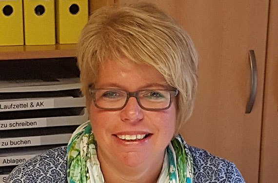 Corinna John
